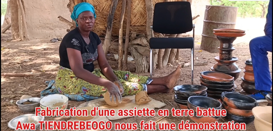 Les Mains de la Terre, le Cœur du Foyer : À la Découverte des Trésors d’Argile de Pawamtooré
